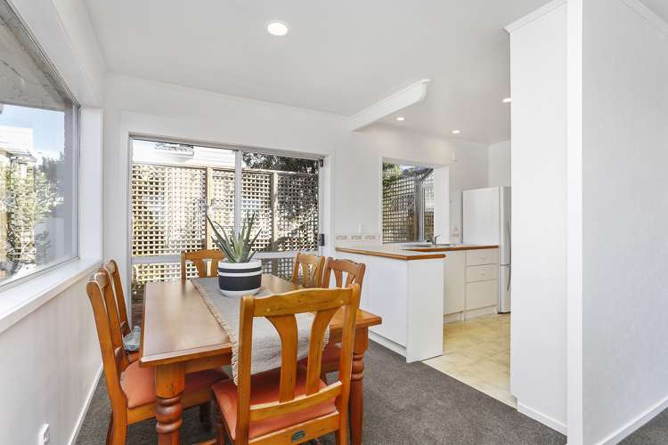 2/252 Onewa Road Birkenhead_4