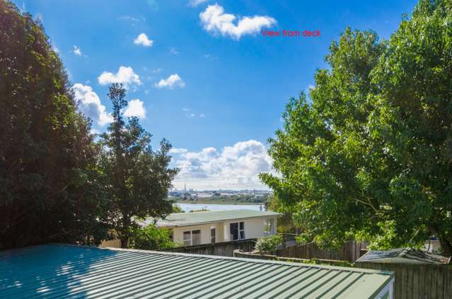 2/3 Talavera Place Te Atatu South_3