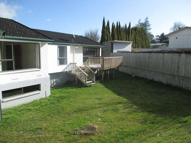 12a Lorraine Place Glenview_4