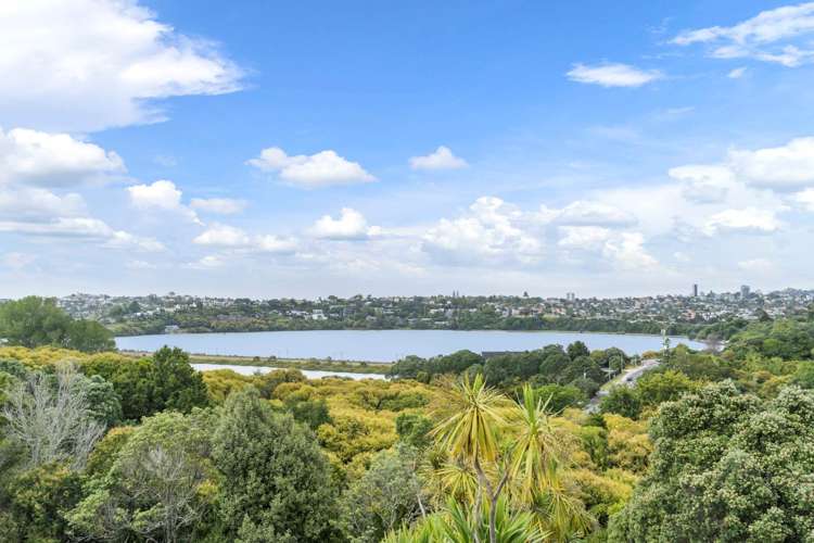 33 Awarua Crescent Orakei_22
