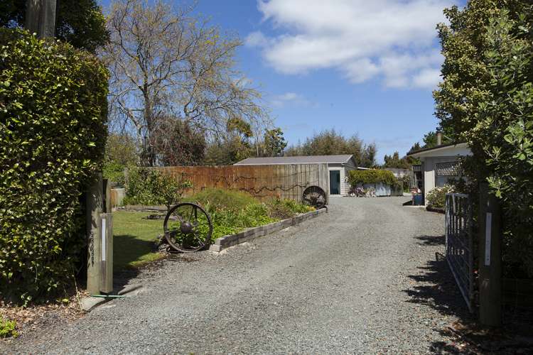 15 Pairatahi Road Kaingaroa_4
