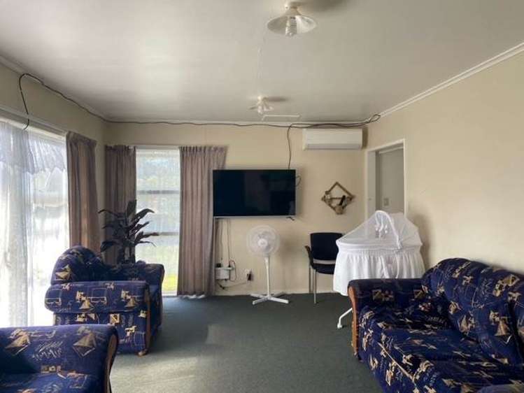 8 Kendall Court Wattle Downs_5