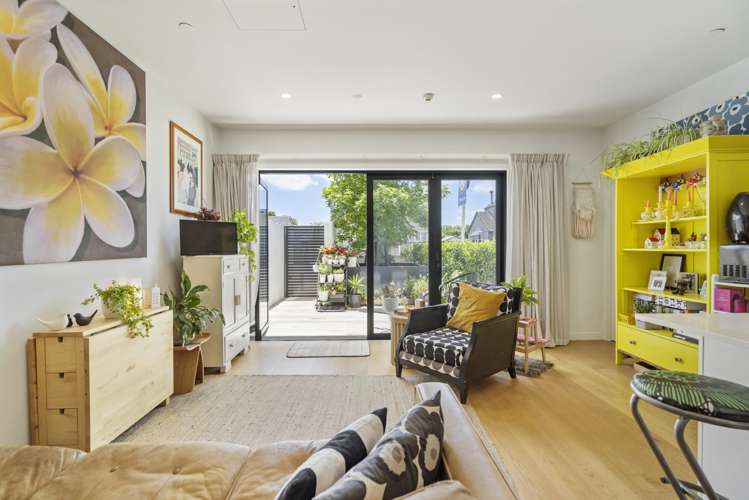 G02/74 Anzac Street Takapuna_1