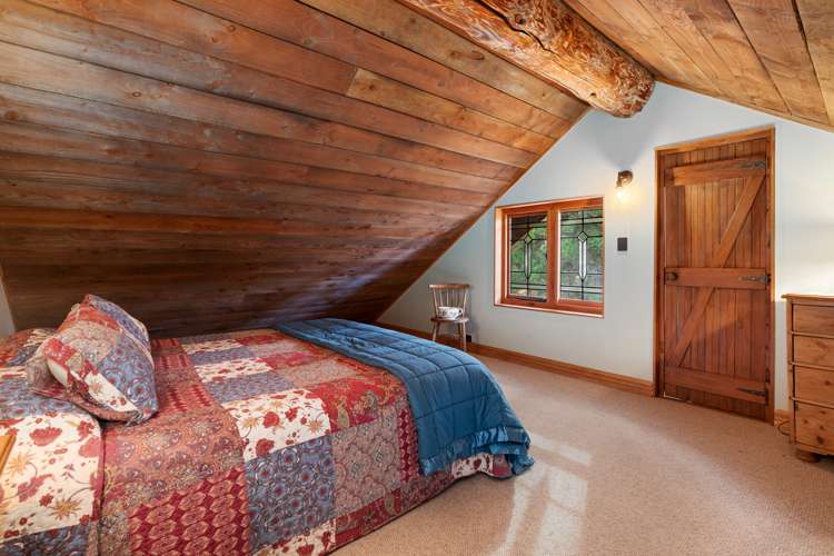 123 Hillview Road Alexandra_25