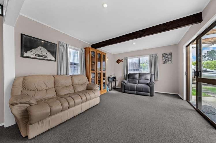 49 Kurnell Drive Botany Downs_23