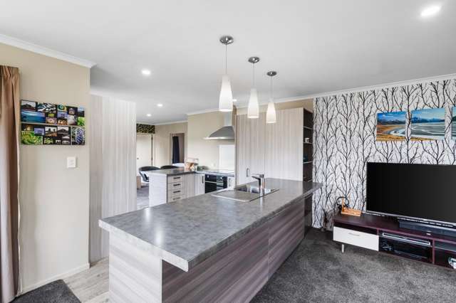 80 Mauger Drive Heathcote Valley_2