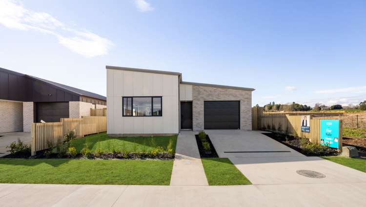 381 Waipiko Drive_2