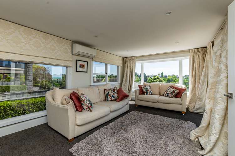 20 Kitchener Square Highfield_1