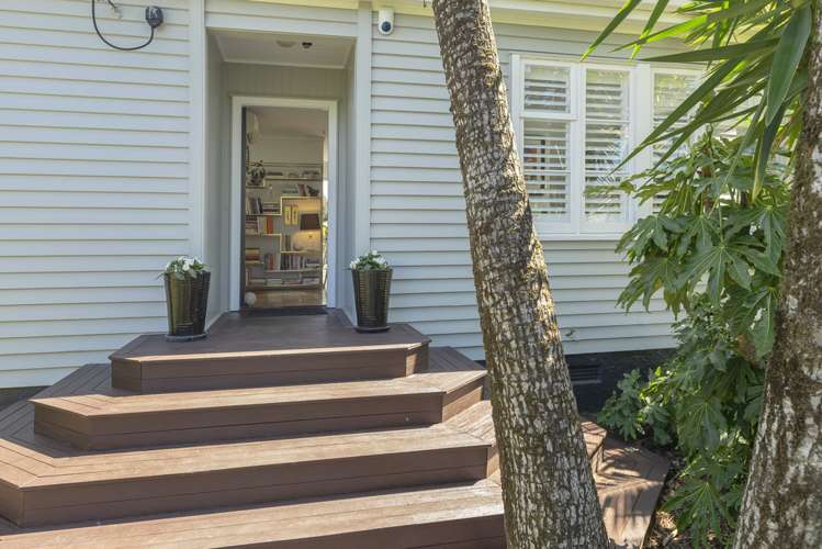 10 Renton Road Mount Albert_17