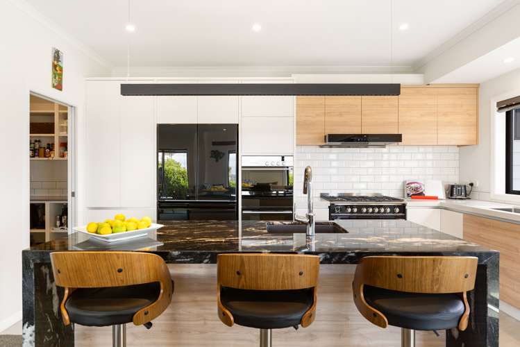 69 Maka Terrace Orewa_5