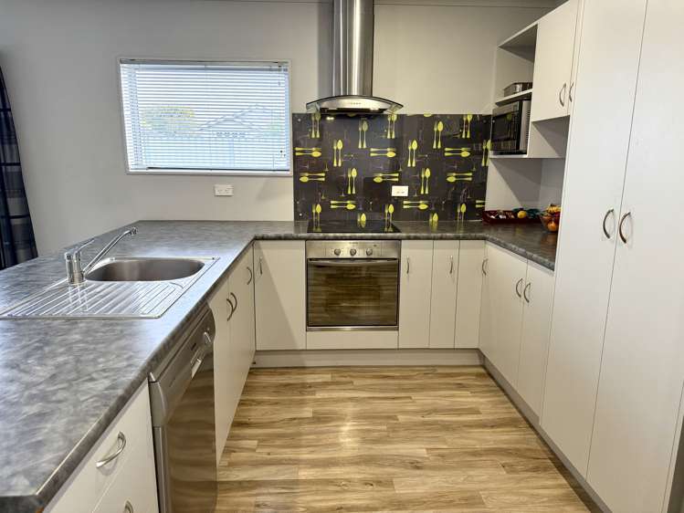 315 Tay Street_4