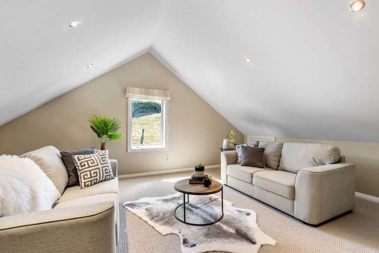 8 Ambrose Lane Whitford_14