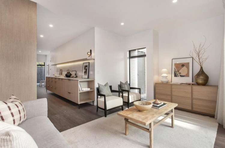 3/44 Winchester Street_0