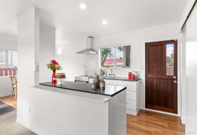 2/27 Smiths Avenue Papakura_2