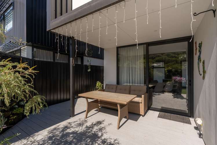 2/100 East Street Enderley_14