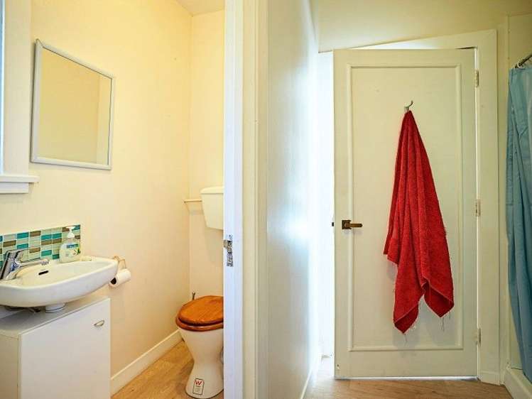 1 Davison Road Rotherham_15