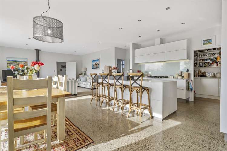 695 Essendon Road Darfield_5