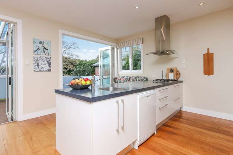 127 Shackleton Road Mount Eden_11