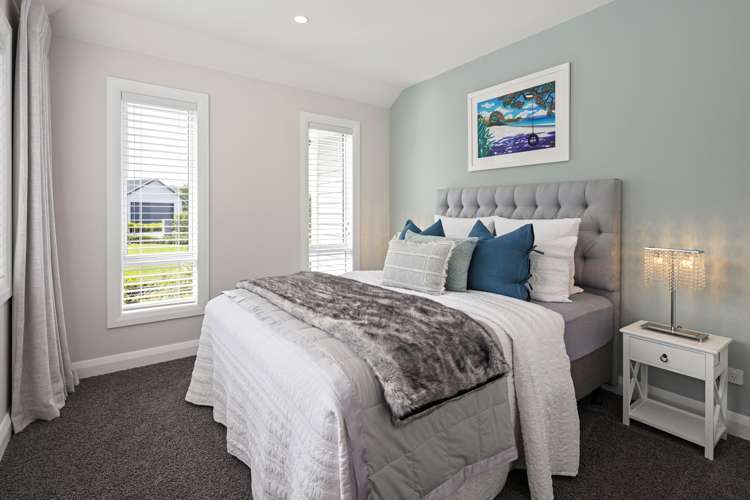 25 Alan Livingston Drive Cambridge_27