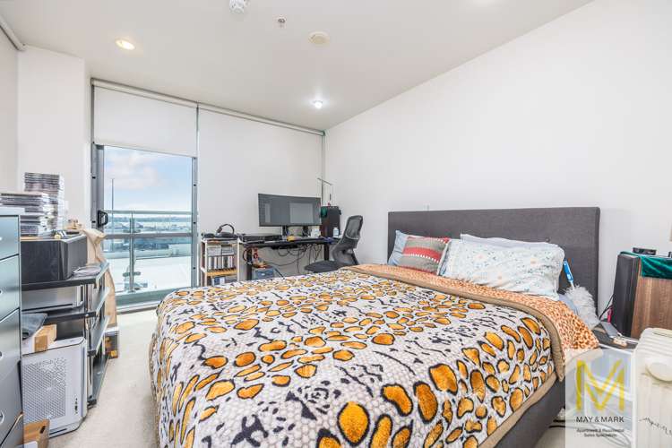 704/30 Beach Road Auckland Central_11