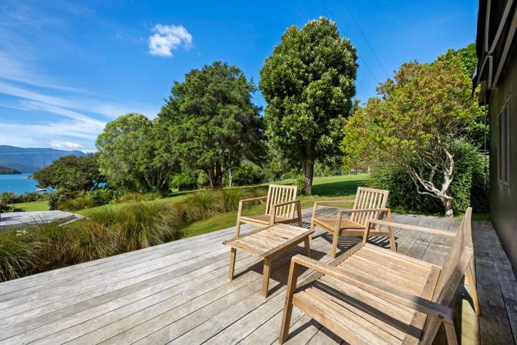 Lochmara Bay Lochmara Bay_6