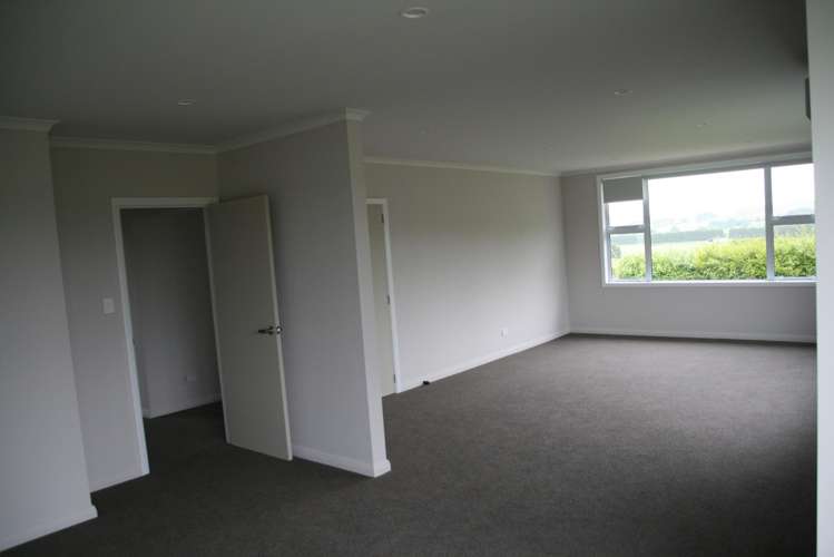 828 Hursthouse Road Inglewood_8