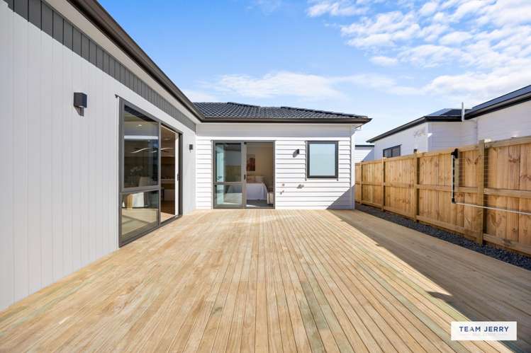 11 Tuwai Crescent Opaheke_2