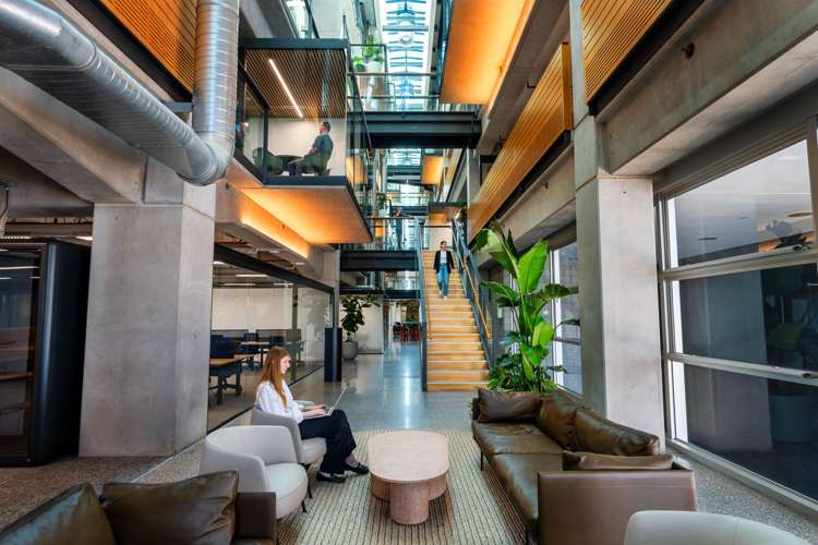 Level 2/74-78 Taharoto Road Takapuna_12