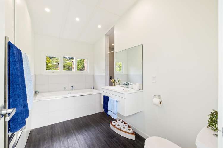 16 Cathedral Road Gore Bay_14