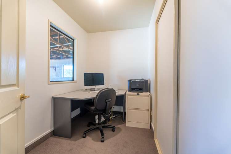 212a Pages Road Marchwiel_16