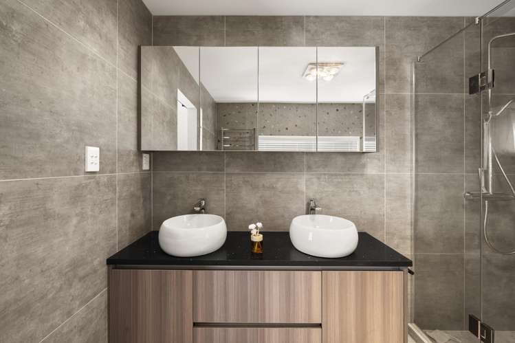 9 Bremner Ridge Street Flat Bush_19
