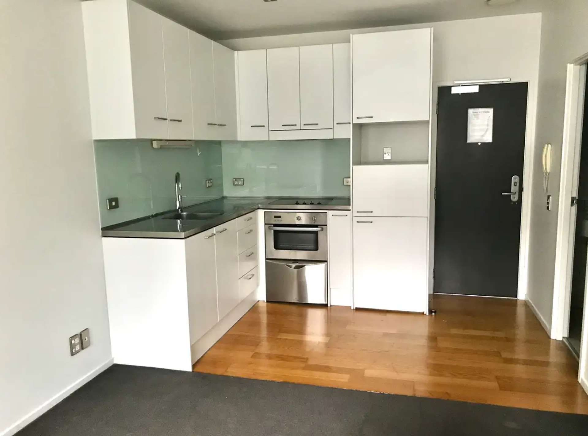 3a/16 Gore Street Auckland Central_0