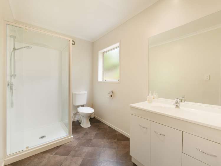 33/19 Glencarron Place Bethlehem_8