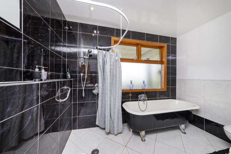 116 Ngahere Park Road Turitea_17