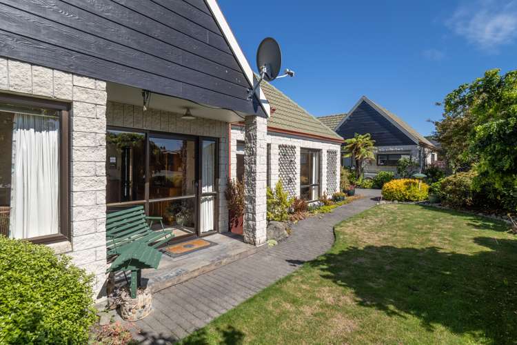 1/50 Short Street Ashburton_12