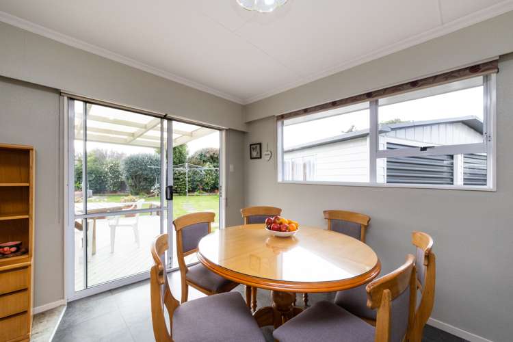 14 Ferndale Place Feilding_6