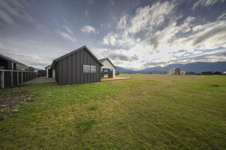 60 Takitimu Avenue Te Anau_36