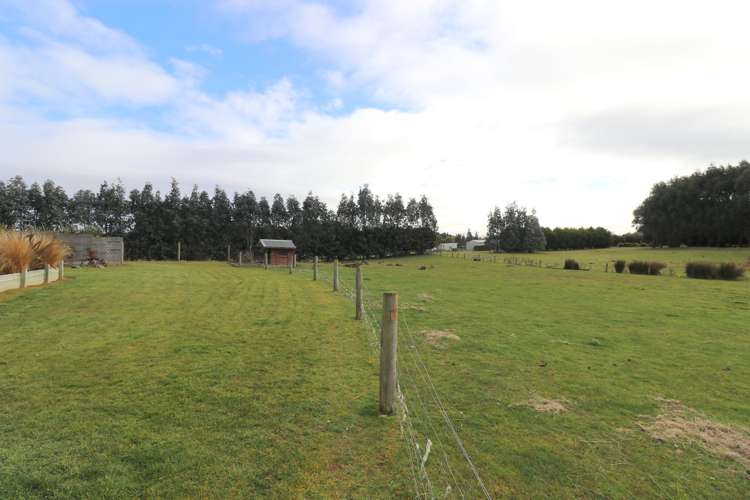 121 Mason Road Seaward Bush_31