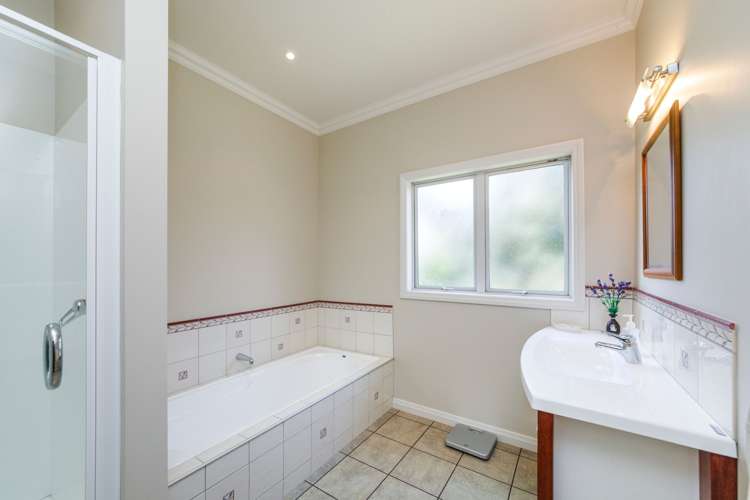 22 Kebbell Terrace Ohau_16