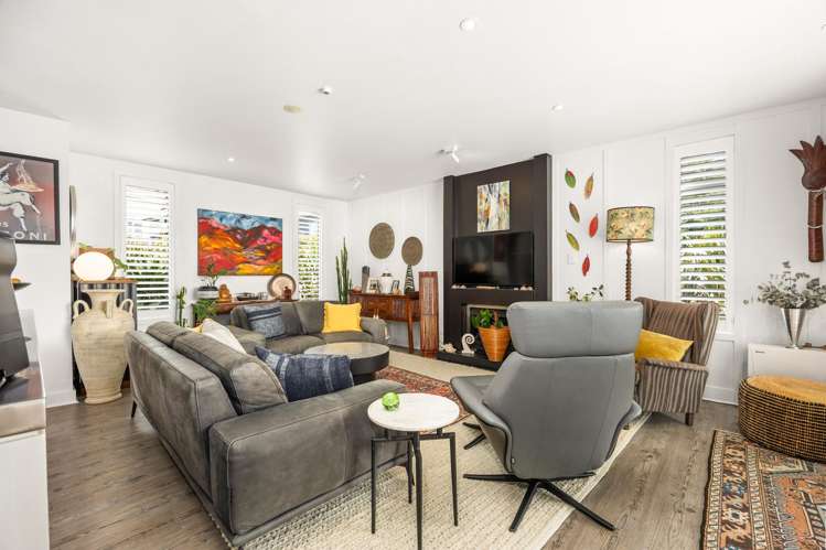 1 Little Compton Mews Snells Beach_9