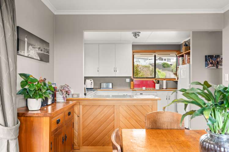 17 Puriri Crescent Masterton_12