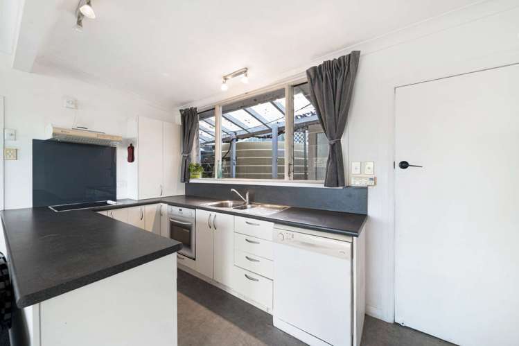 1400 Taieri Mouth Road Taieri Mouth_12