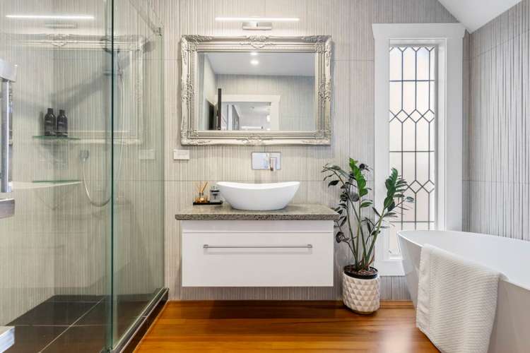 12 & 12A Springcombe Road St Heliers_28