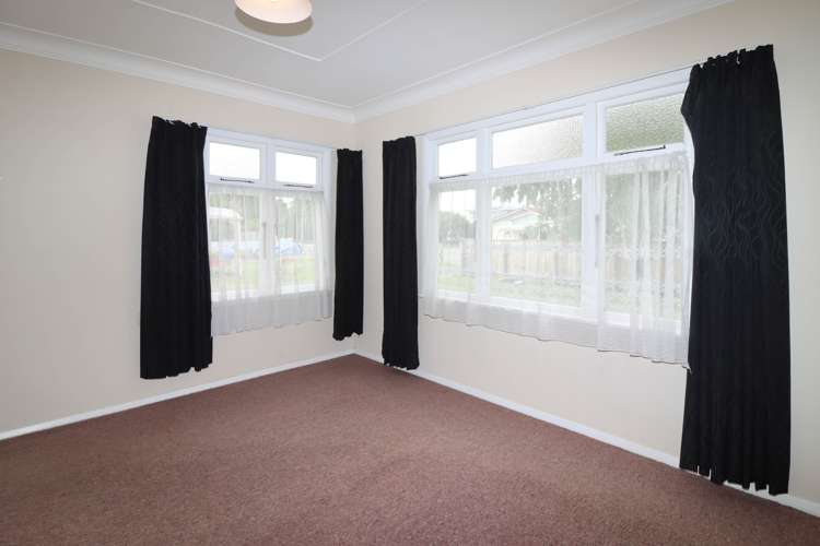 204 High Street South Carterton_20