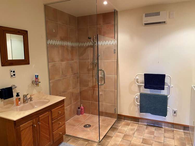 12 Grove Avenue Weston_8