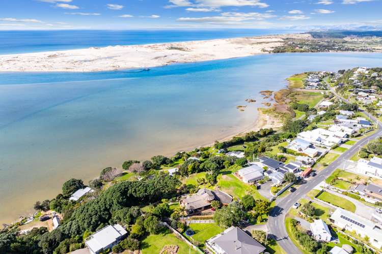 11 Cheviot Street Mangawhai Heads_37