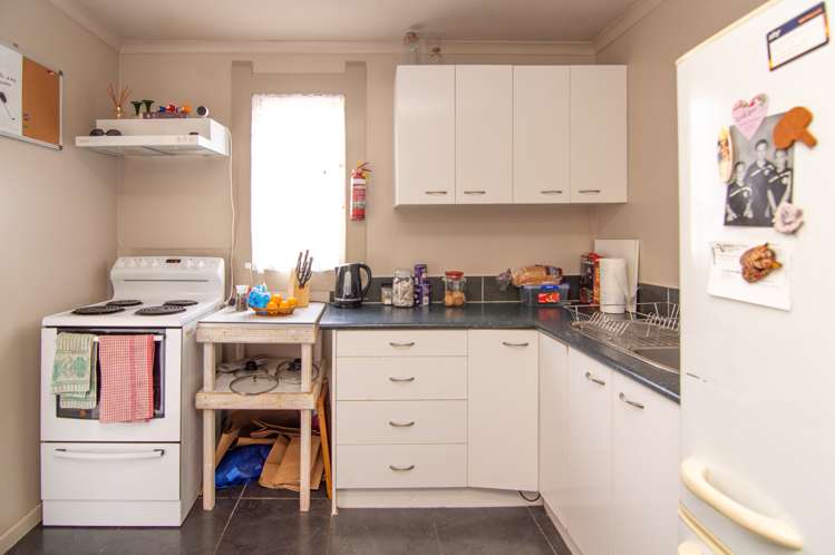 516c Tremaine Avenue Takaro_17