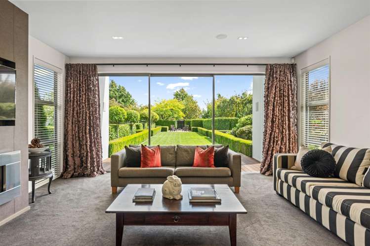 33 and 35 Glen Oaks Drive Northwood_11