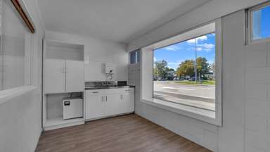 60 - 62 Treffers Road_4
