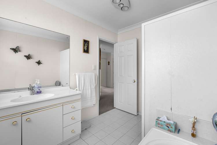 2 Mcgowan Place Orewa_15